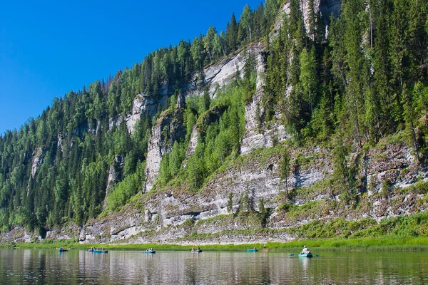 Oural nature sur le fleuve, bord de Perm, Russie — Photo