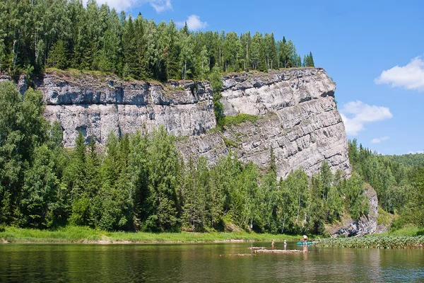 Ural przyrody nad rzeką, krawędzi perm, Rosja — Zdjęcie stockowe