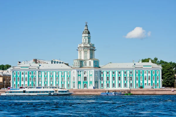 Egyetem Embankment, Szentpétervár, Oroszország — Stock Fotó