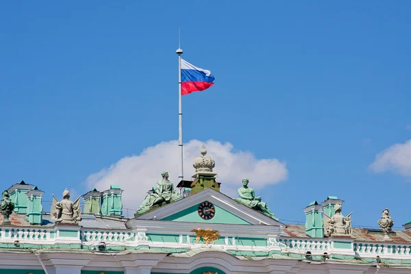 エルミタージュ美術館、サンクトペテルブルク、ロシアの建物の断片 — ストック写真