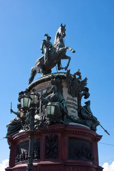 Pomník císaře Nikolaj 1 v městě saint petersburg — Stock fotografie