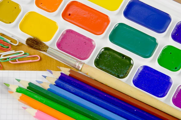 Pertença de escola brilhante, mercadorias de escritório — Fotografia de Stock