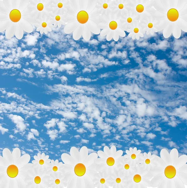 Fondo del diseñador del cielo azul con nubes y flores — Foto de Stock