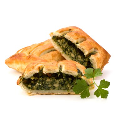 puf böreği. Ispanaklı sağlıklı mantı.