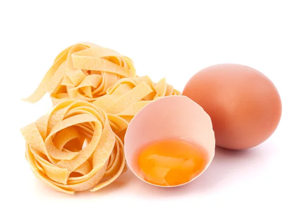 이탈리아 계란 파스타 페투치니 중첩 — 스톡 사진