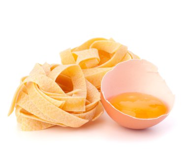 İtalyan yumurta makarna fettuccine yuva