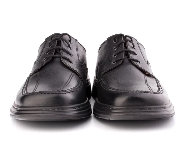 Zapatos de hombre negro brillante con cordones de zapatos — Foto de Stock