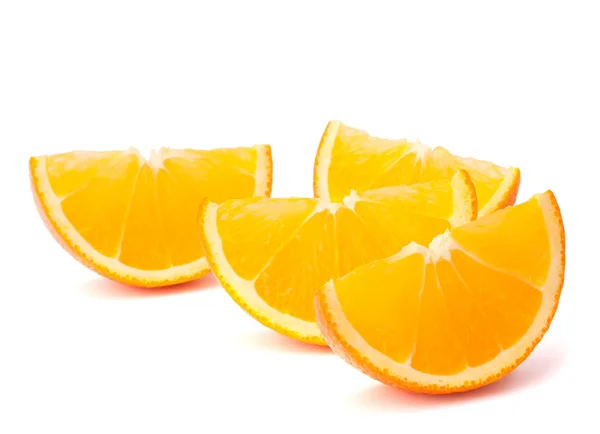 Четыре оранжевых фруктовых сегмента или кантели — стоковое фото
