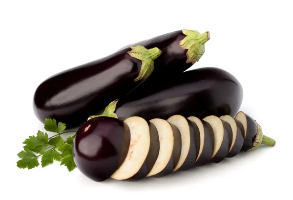 Aubergine eller aubergine och persilja blad — Stockfoto