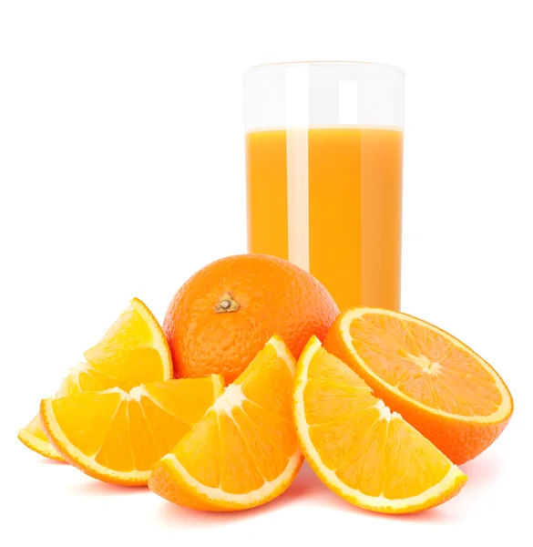 Verre à jus et fruits d'orange — Photo