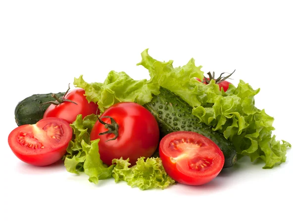 Salade de tomates, concombres, légumes et laitues — Photo