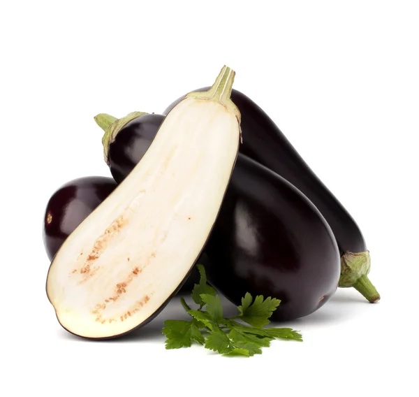 Aubergine eller aubergine och persilja blad — Stockfoto