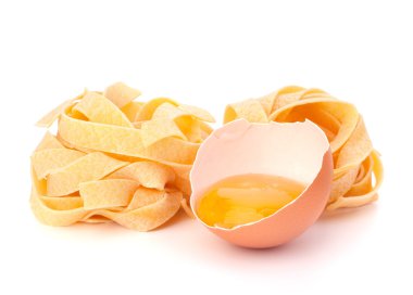 İtalyan yumurta makarna fettuccine yuva