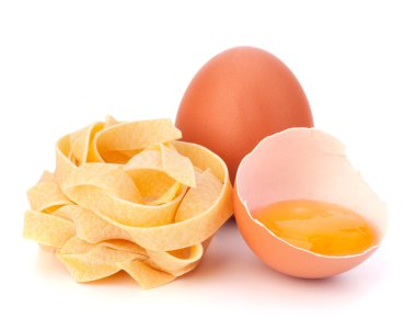 İtalyan yumurta makarna fettuccine yuva