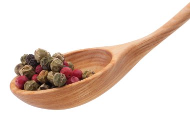 tahta kaşık beyaz backgrou izole Mix baharat biber