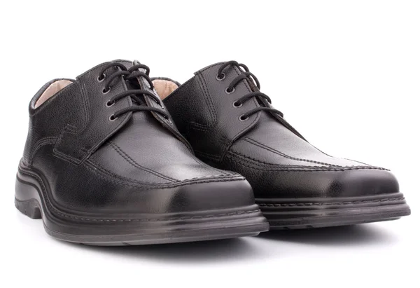 Zapatos de hombre negro brillante con cordones de zapatos — Foto de Stock