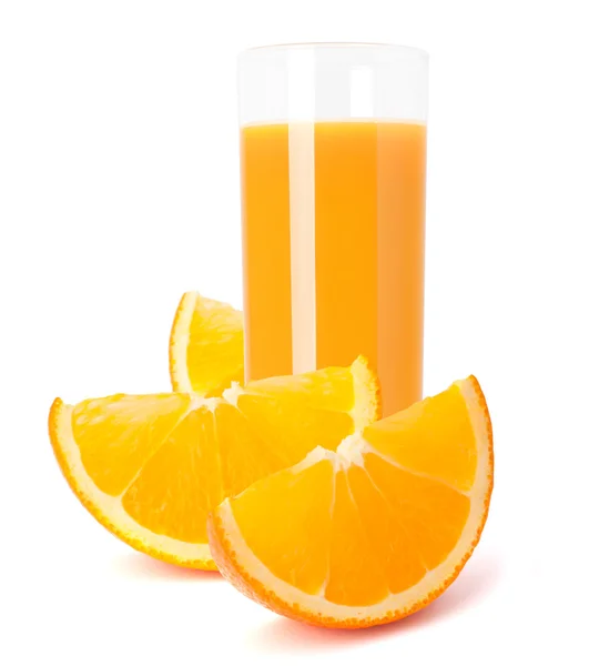 Saftglas und Orangenfrüchte — Stockfoto