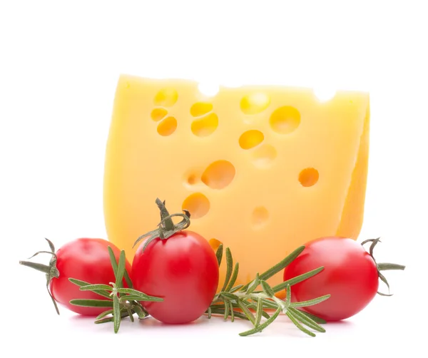 Käse und Kirschtomaten — Stockfoto