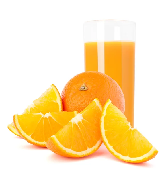 Copo de suco e fruto de laranja — Fotografia de Stock