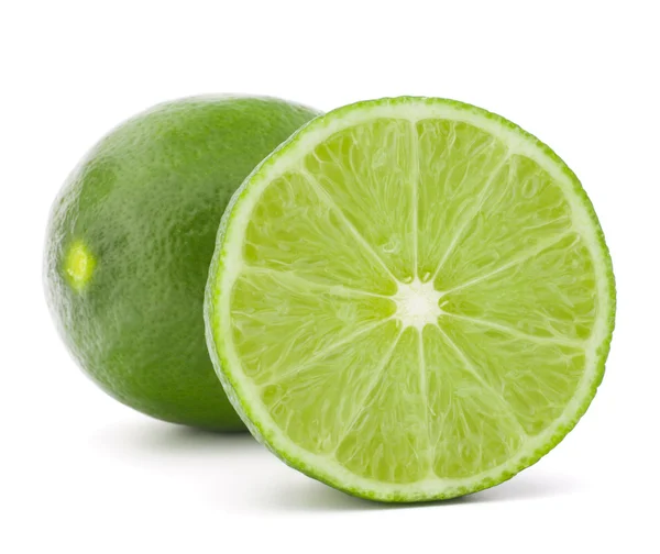 Citrus limoen vruchten geïsoleerd op witte achtergrond cutout — Stockfoto