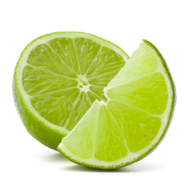 Citrus limoen vruchten geïsoleerd op witte achtergrond cutout — Stockfoto