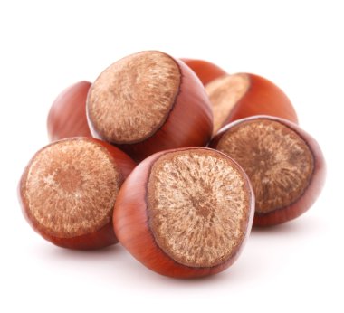 Beyaz arka plan üzerinde kesme izole fındık veya fındık ceviz