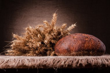 somun ekmek ve çavdar kulaklar