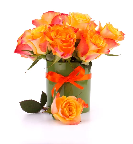 Orange rose bouquet in vase — Stock Photo, Image