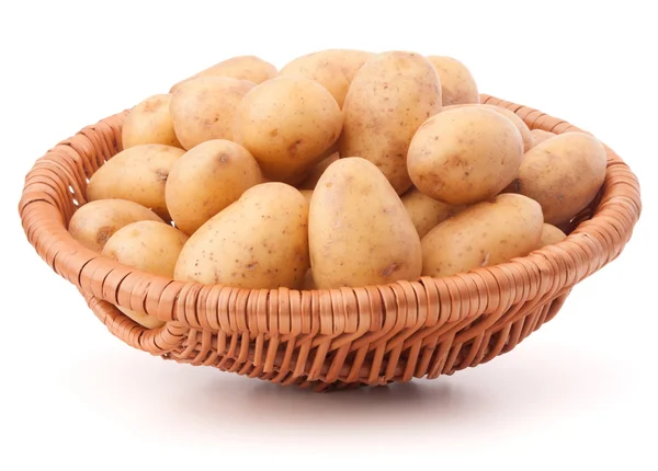 Potato tuber  in wicker basket — Stock Photo, Image