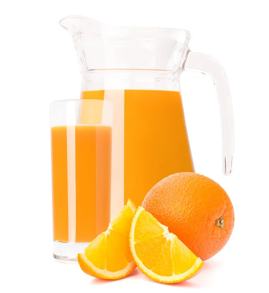 Orangensaft im Glaskrug — Stockfoto