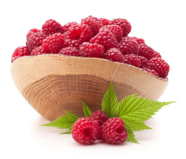 Raspberries in wooden bowl — Stock Photo, Image