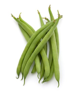 yeşil fasulye avuç beyaz arka plan üzerinde kesme izole 