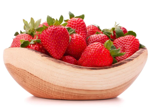 Fragole in ciotola di legno — Foto Stock