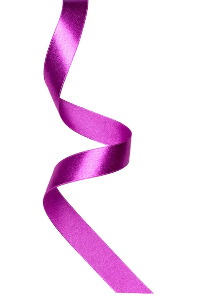 光泽缎带在淡紫色的颜色隔离白色背景关闭 — 图库照片