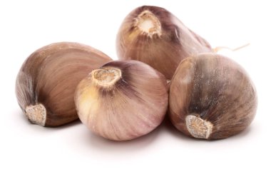 Beyaz arka plan üzerinde kesme izole diş sarımsak