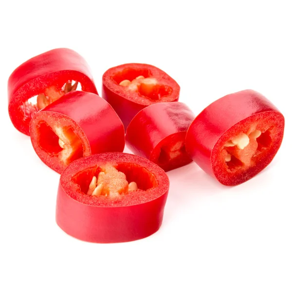 Gesneden Rode Chili Cayenne Sambal Geïsoleerd Een Witte Achtergrond Knipsel — Stockfoto