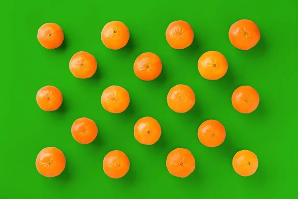 Patrón Fruta Mandarina Mandarina Naranja Fresca Sobre Fondo Verde Asiento — Foto de Stock