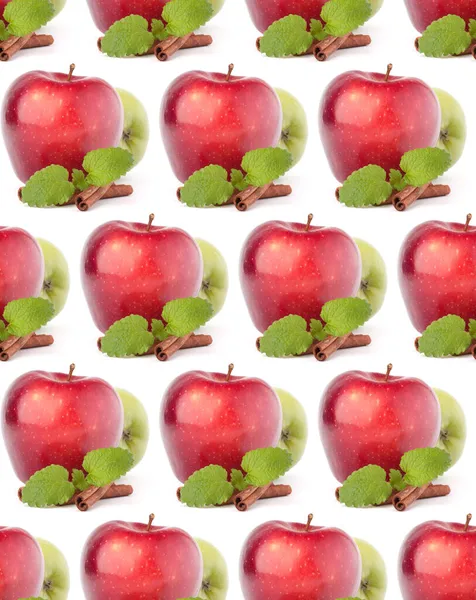 Czerwone Zielone Jabłka Laski Cynamonu Liści Mięty Jeszcze Życie Izolowane — Zdjęcie stockowe
