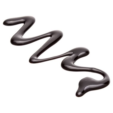 Beyaz arkaplanda izole edilmiş çikolata şurubu damlası