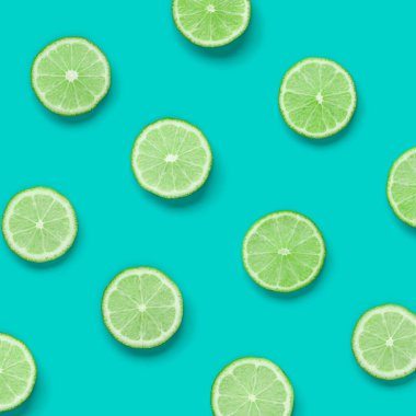 Mavi zemin üzerine kireç dilim meyve deseni. Düz yatıyordu, en iyi görünümü.