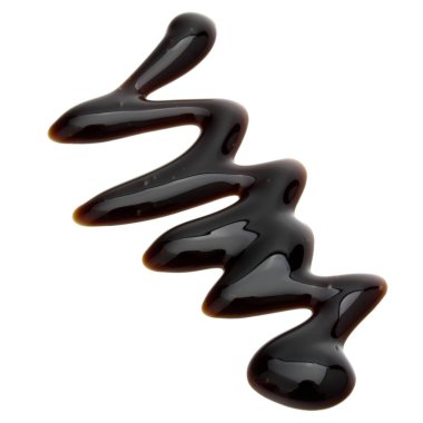 Balsamik sirke krem beyaz arka plan üzerinde izole. İtalyan salata sosu, soslu.