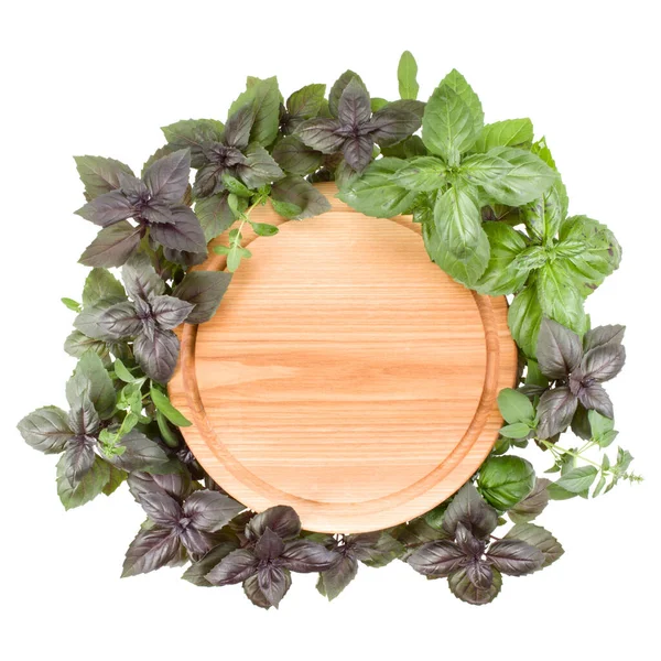Empty Wooden Cutting Board Various Sweet Basil Herb Leaves Edged — Stock Photo, Image
