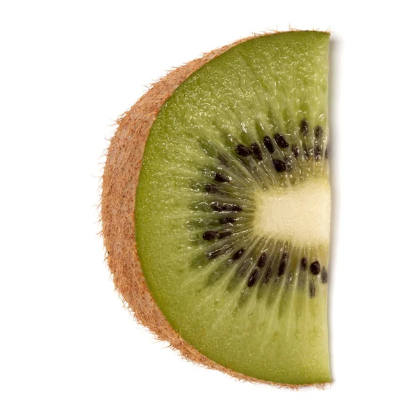 Uma Fatia Fruta Kiwi Isolado Fundo Branco Closeup Segmento Kiwi — Fotografia de Stock