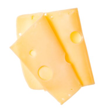 Beyaz arka plana izole edilmiş iki peynir dilimi. Üst Manzara. Düz yatıyordu. Havada peynir dilimi, gölgesiz..