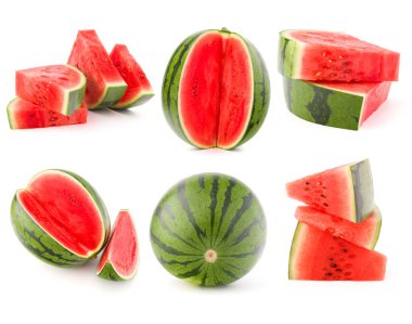 Beyaz arka planda izole bütün ve kesilmiş karpuz meyve toplama. Farklı dilimler kümesi.