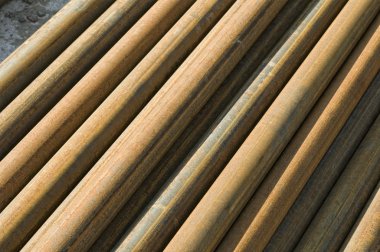 eski Paslı boruları yığını