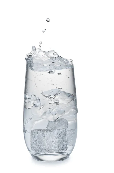 Bir bardak su splashig — Stok fotoğraf