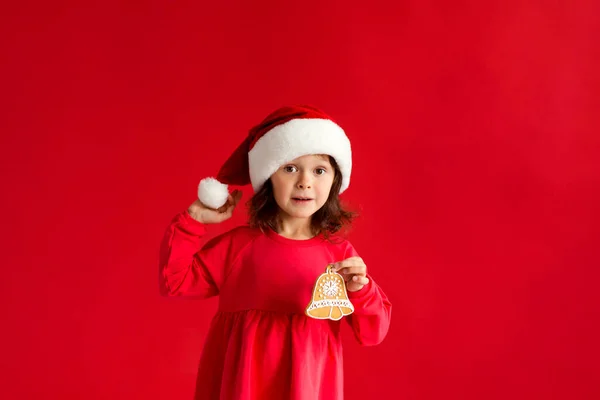 Дівчина Капелюсі Санта Різдвяним Імбирним Дзвінком — стокове фото