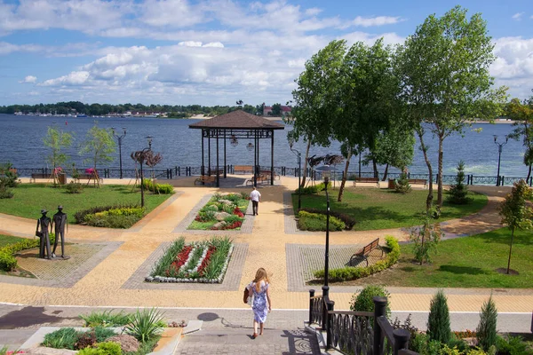 Parque Arbor Becos Canteiros Flores Decorativos Gazebo — Fotografia de Stock