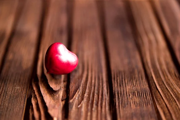 Red Heart Wooden Table Greeting Card Valentine Day — Stock Photo, Image